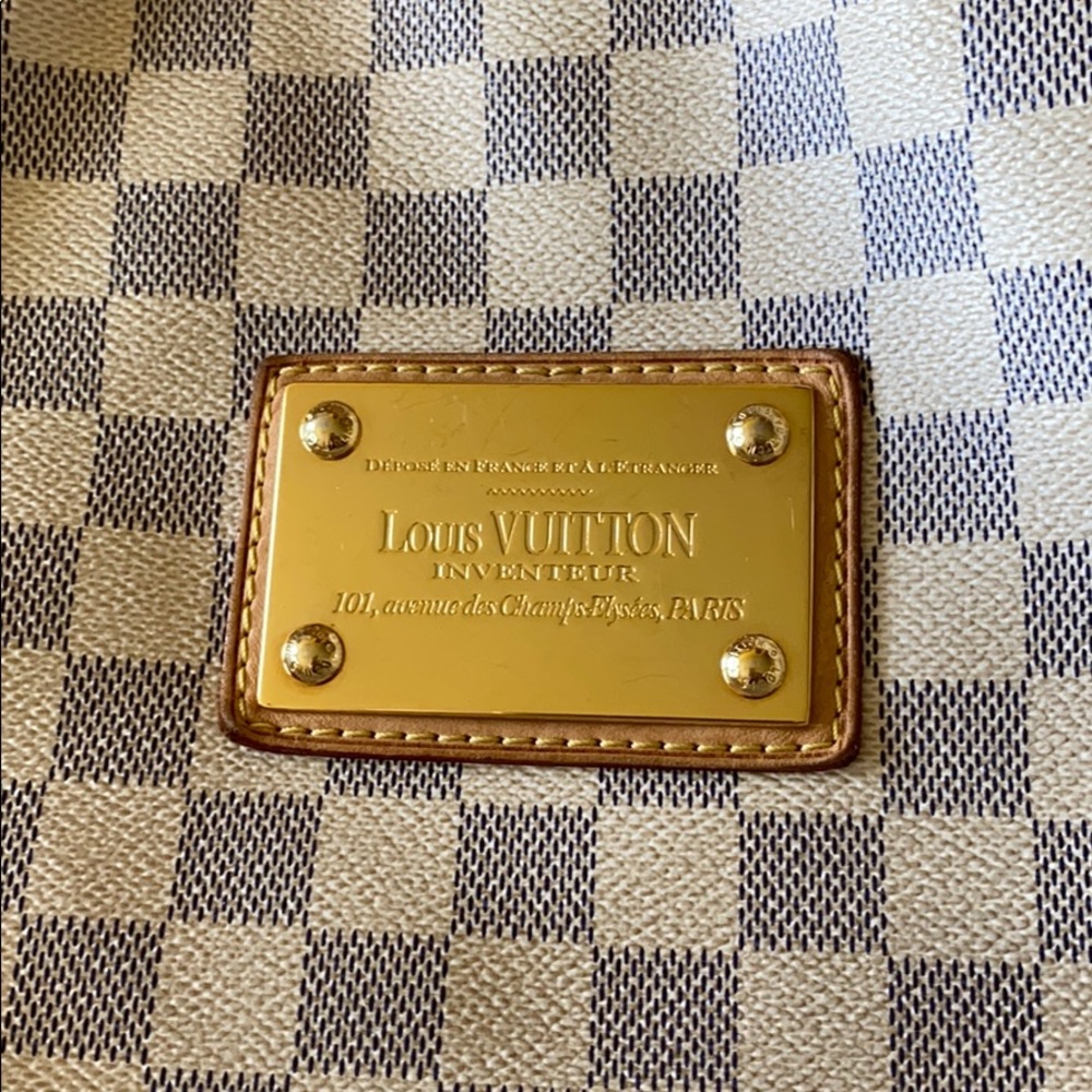 Louis Vuitton Galleria GM - Picture 6 of 16